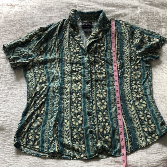 Vintage Solutions 80’s Green Print Blouse and Skort Matching Set - Picture 11 of 16